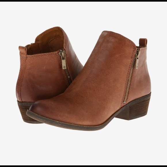 Lucky Brand Shoes - NWT LUCKY BRAND BASEL BOOTIE IN TOFFEE BARILLOS